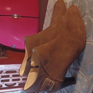 Cole Haan Nike Air Brown Suede Booties Heel Boots 10B